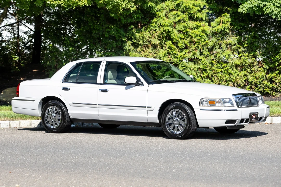 2007 Mercury Grand Marquis - Image 10 of 31