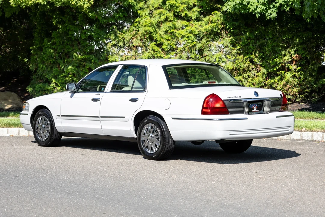 2007 Mercury Grand Marquis - Image 19 of 31
