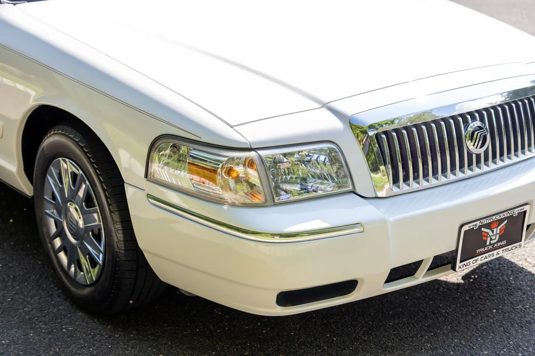 2007 Mercury Grand Marquis - Image 25 of 31