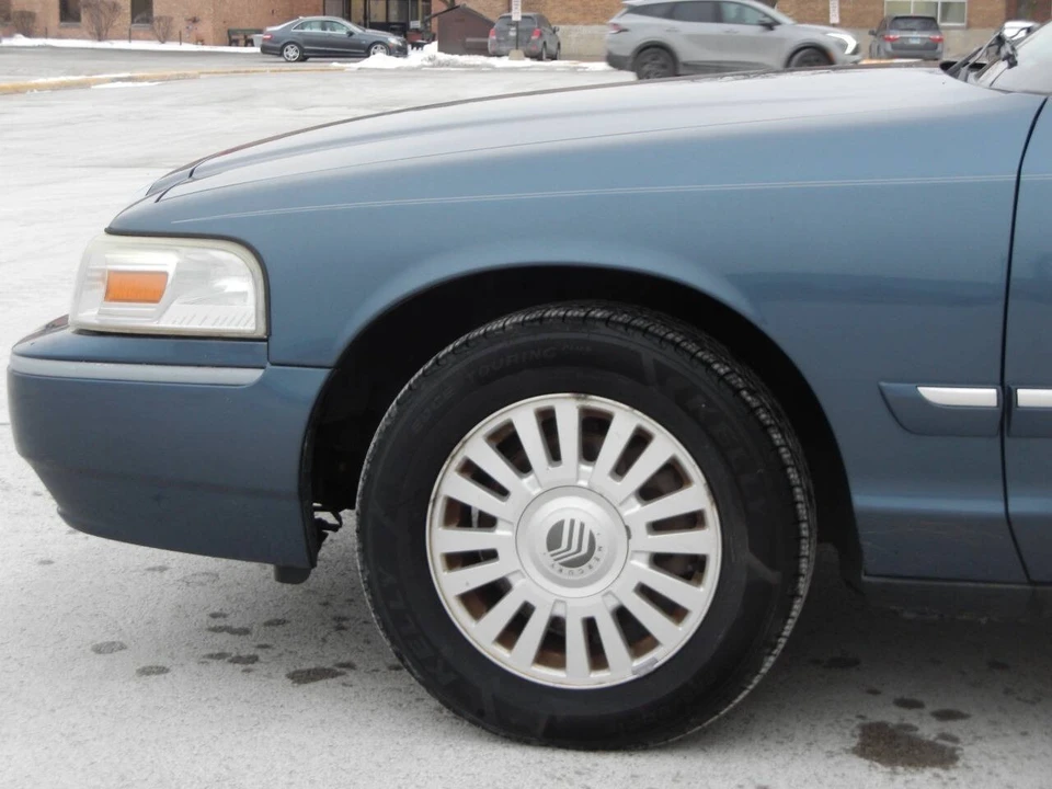 2007 Mercury Grand Marquis - Image 12 of 21