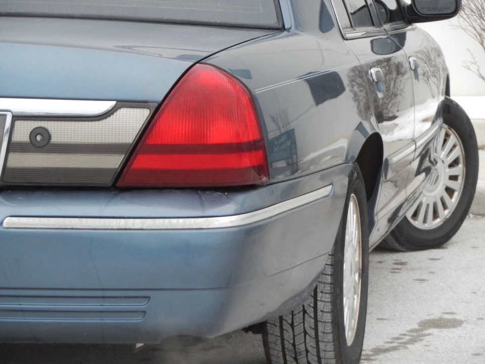 2007 Mercury Grand Marquis - Image 17 of 21