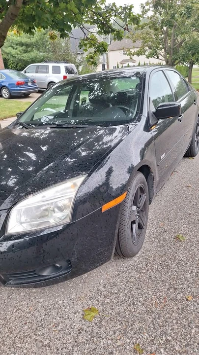 2007 Mercury - Image 2 of 19