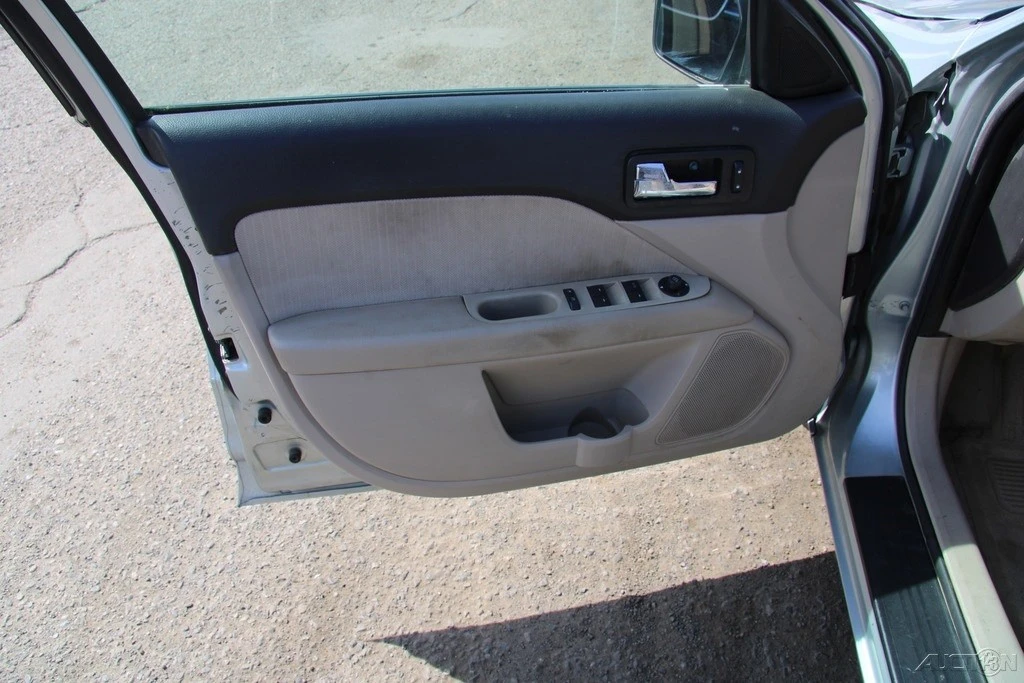 2007 Mercury - Image 13 of 21
