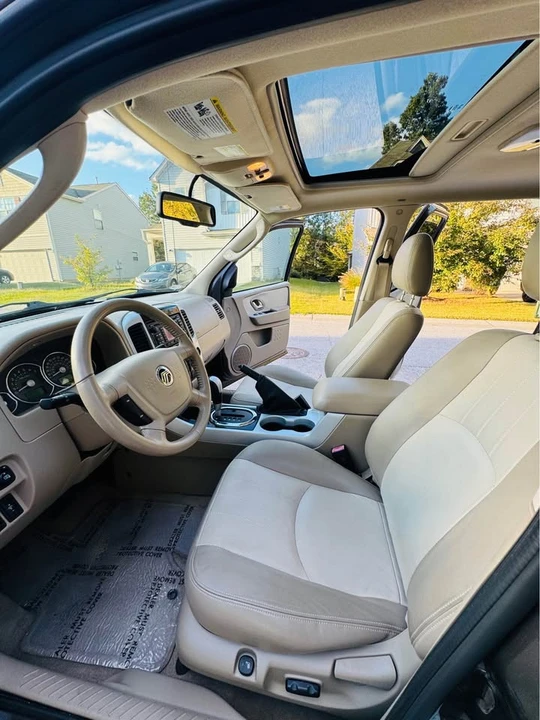 2007 Mercury Mariner - Image 12 of 16