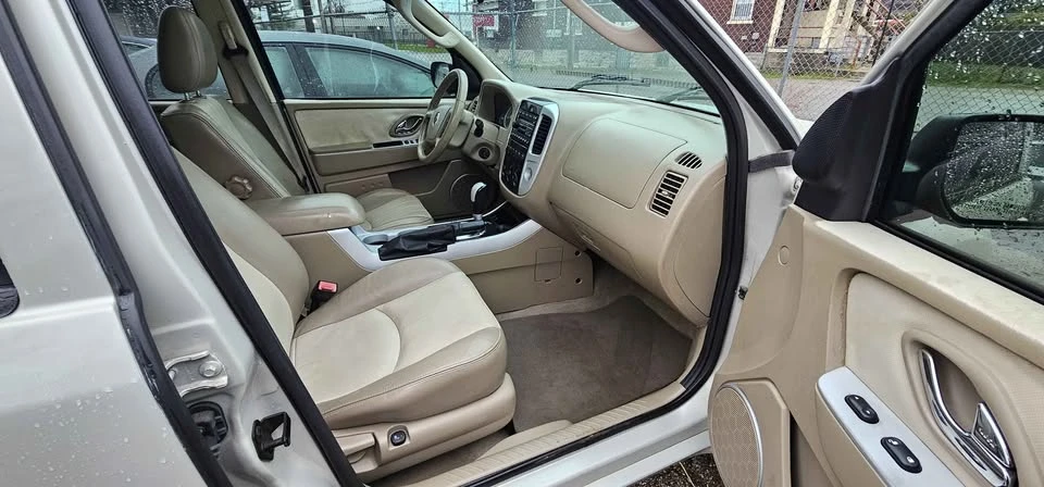 2007 Mercury Mariner - Image 11 of 13