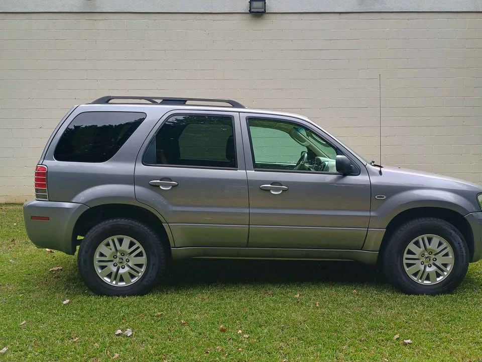 2007 Mercury Mariner - Image 8 of 12