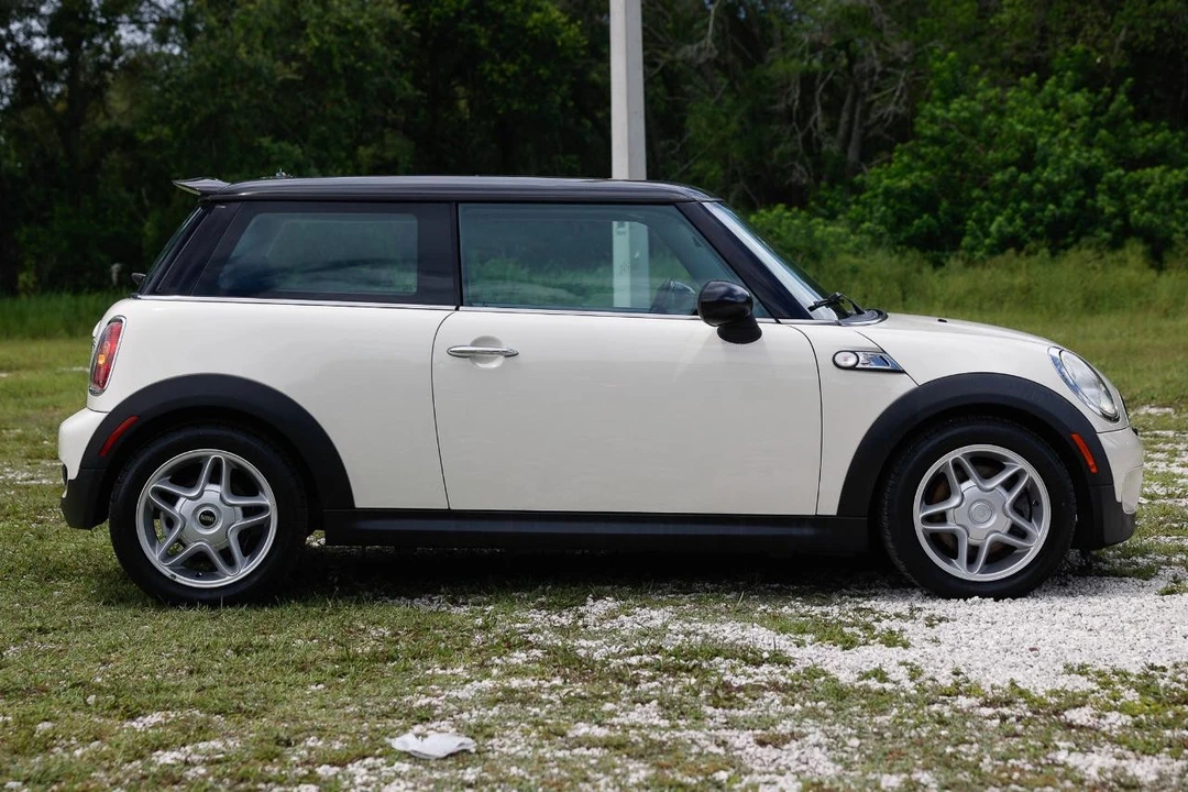 2007 Mini Mini 2nd Gen - Image 12 of 31