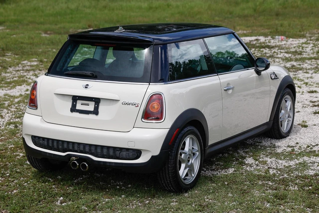 2007 Mini Mini 2nd Gen - Image 10 of 31