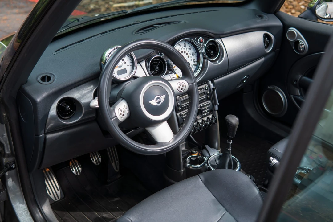 2007 Mini Mini 1st Gen - Image 5 of 7