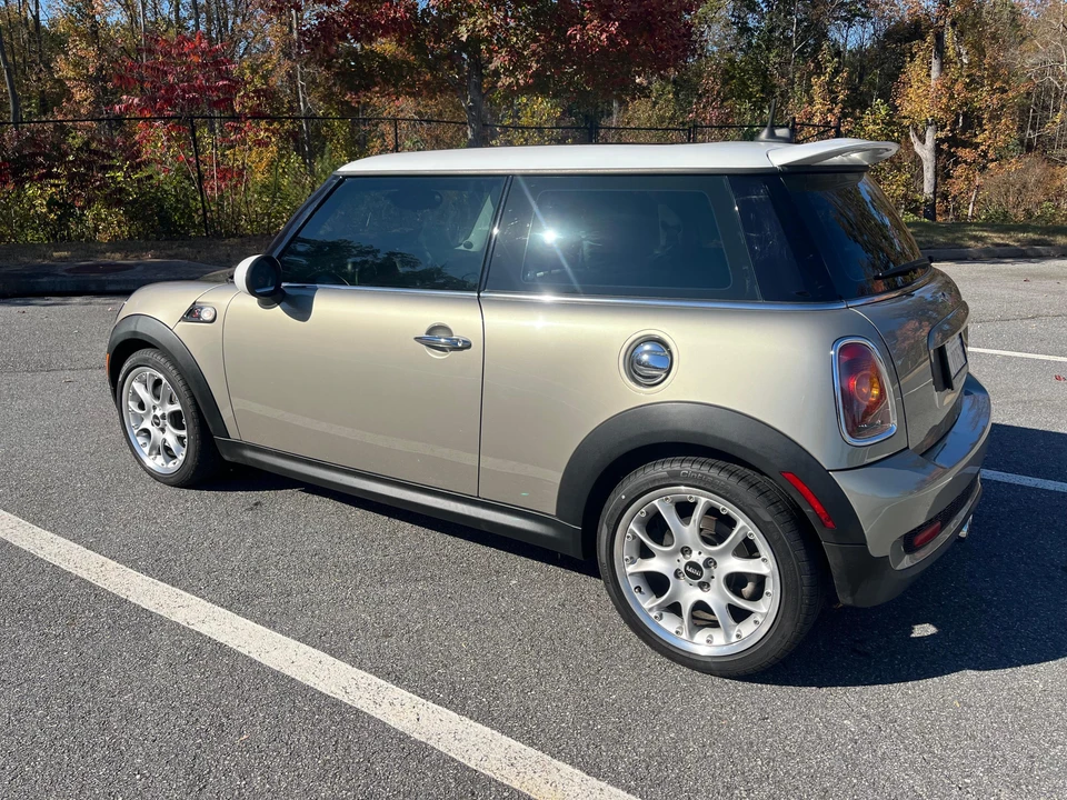 2007 Mini Mini 2nd Gen - Image 12 of 31