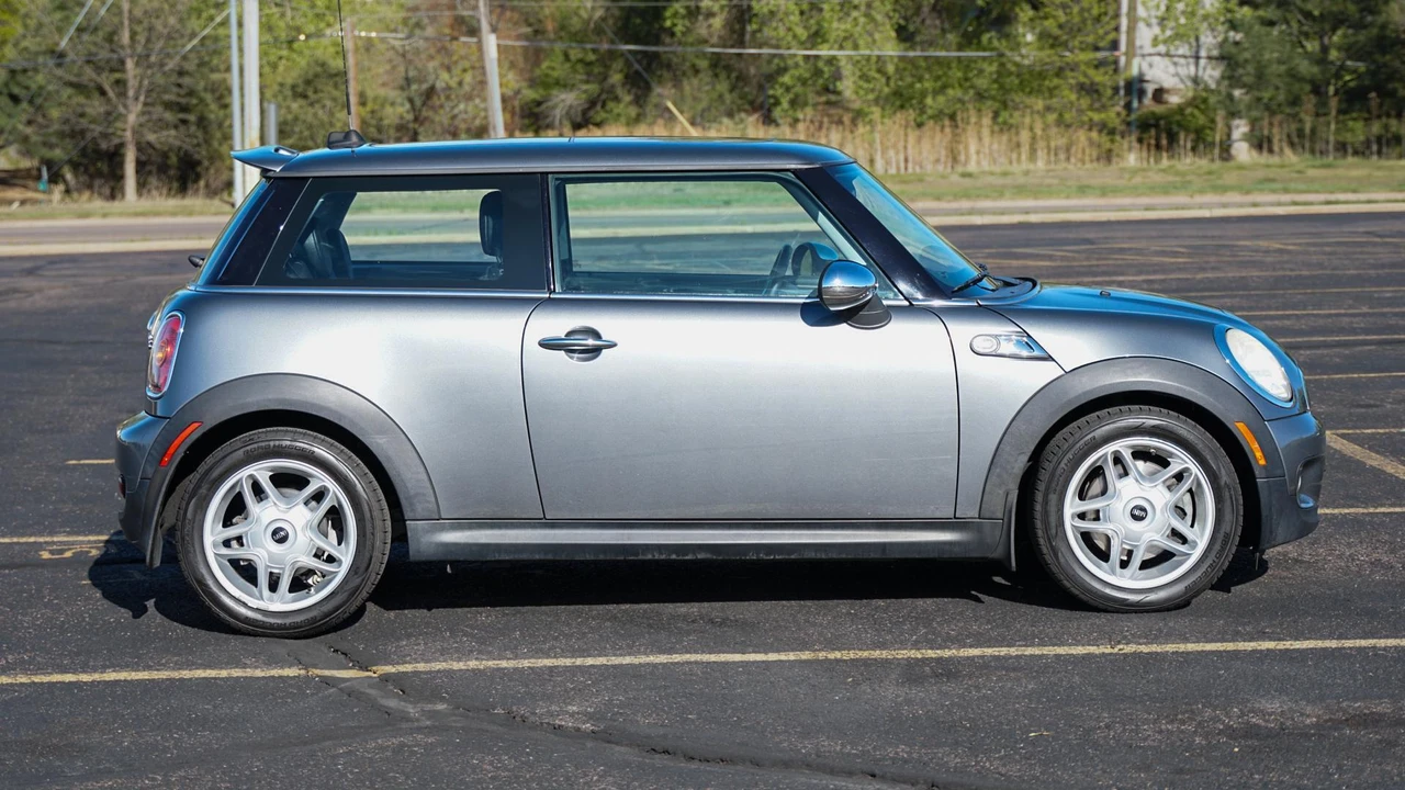 2007 Mini Mini 2nd Gen - Image 21 of 31