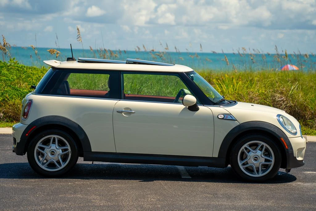 2007 Mini Mini 2nd Gen - Image 14 of 31
