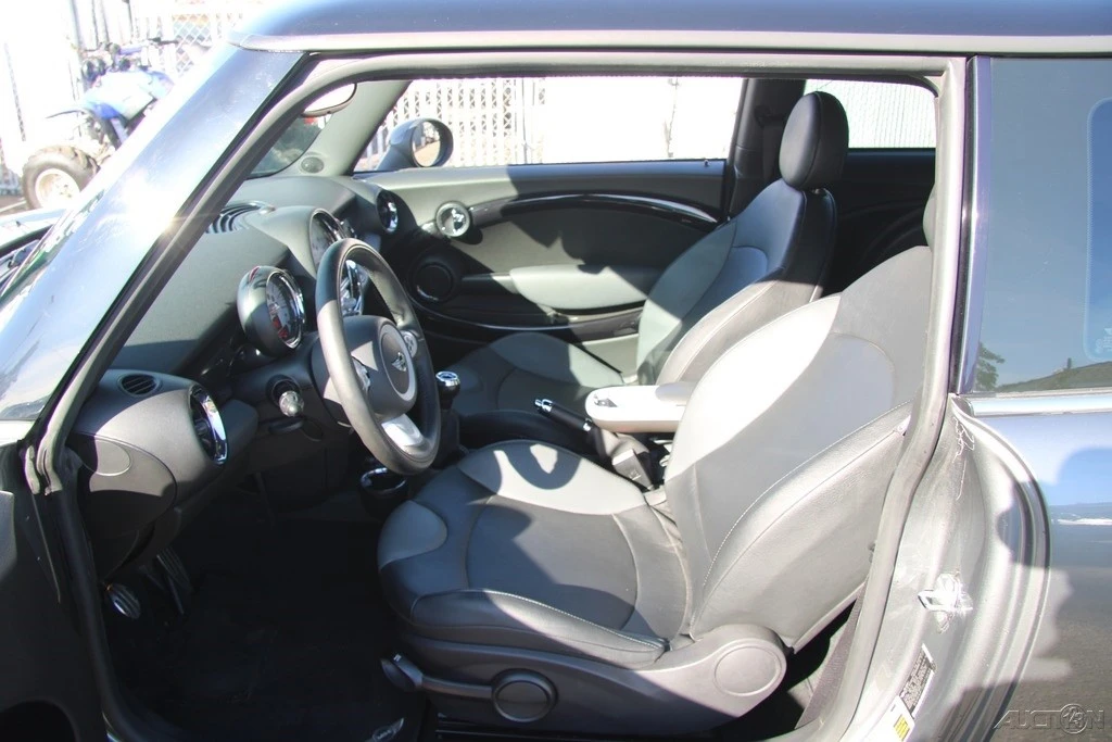 2007 Mini Mini Cooper S 1st Gen - Image 12 of 21