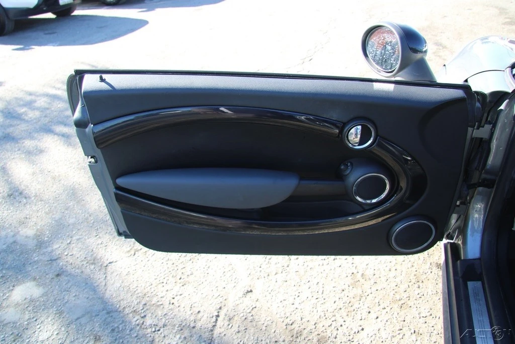 2007 Mini Mini Cooper S 1st Gen - Image 12 of 21
