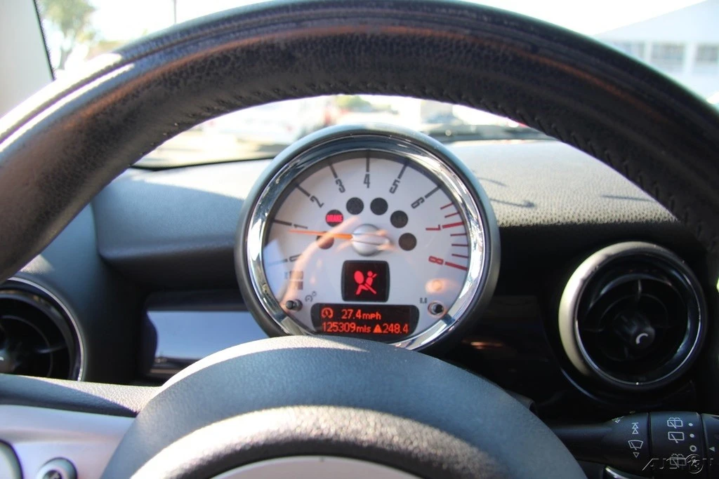 2007 Mini Mini Cooper S 1st Gen - Image 15 of 21
