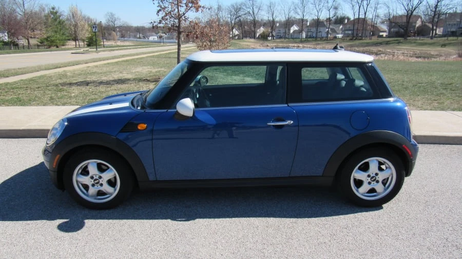 2007 Mini Mini 2nd Gen - Image 2 of 8