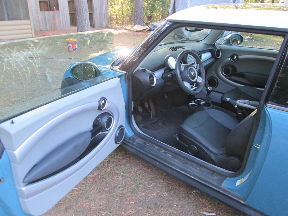 2007 Mini Mini 2nd Gen - Image 10 of 11