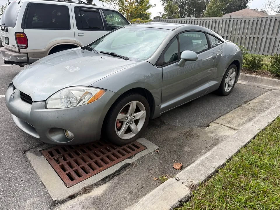 2007 Mitsubishi Eclipse 4th Gen - Image 2 of 9