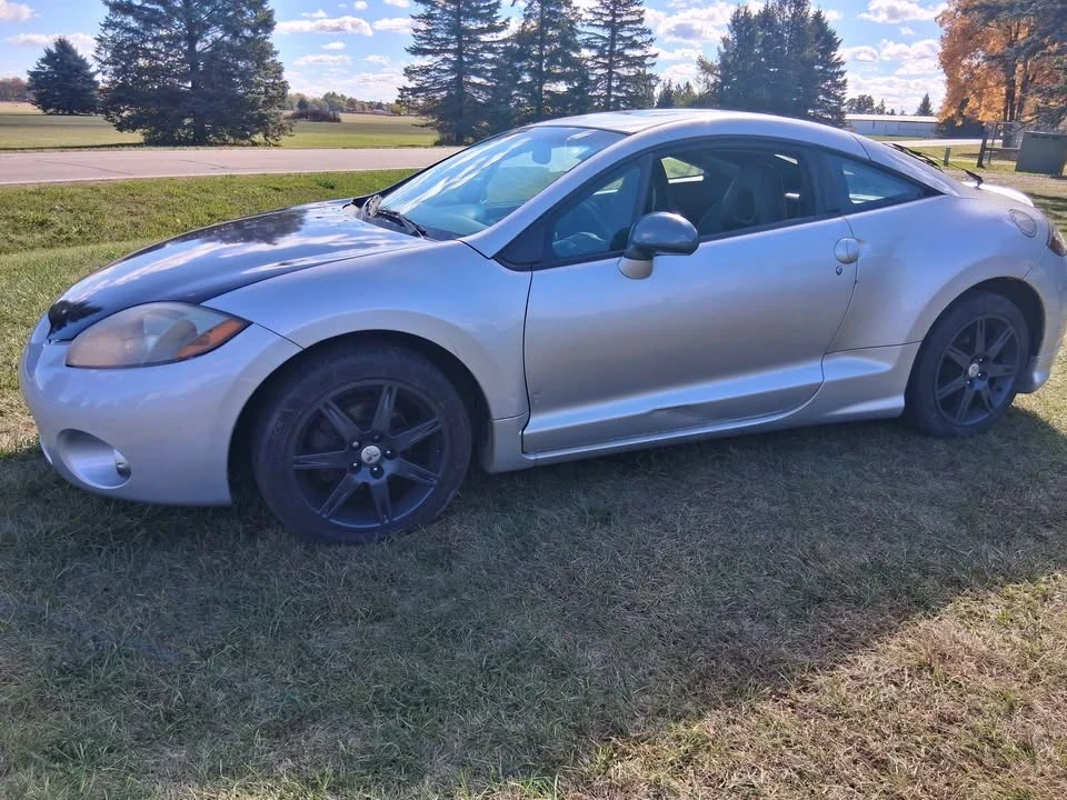 2007 Mitsubishi Eclipse 3rd Gen - Image 2 of 2