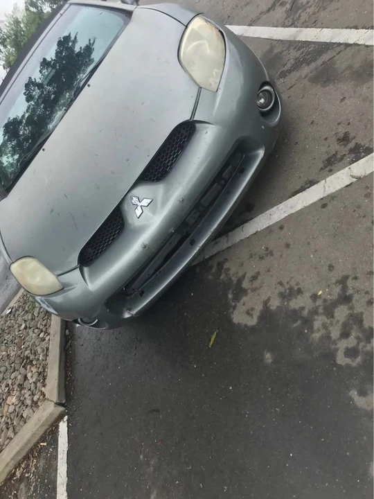2007 Mitsubishi Eclipse 4th Gen - Image 4 of 10