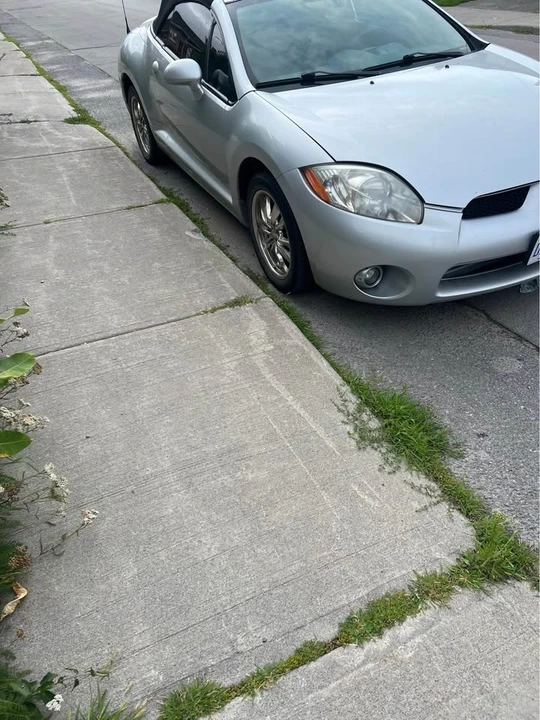 2007 Mitsubishi Eclipse 4th Gen - Image 4 of 4