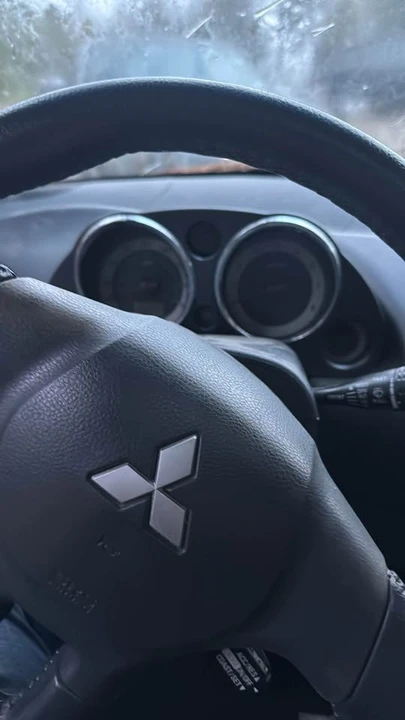 2007 Mitsubishi Eclipse 4th Gen - Image 3 of 7