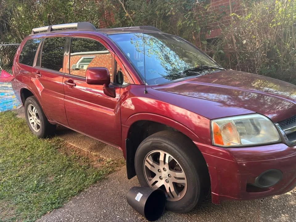 2007 Mitsubishi Endeavor - Image 3 of 6