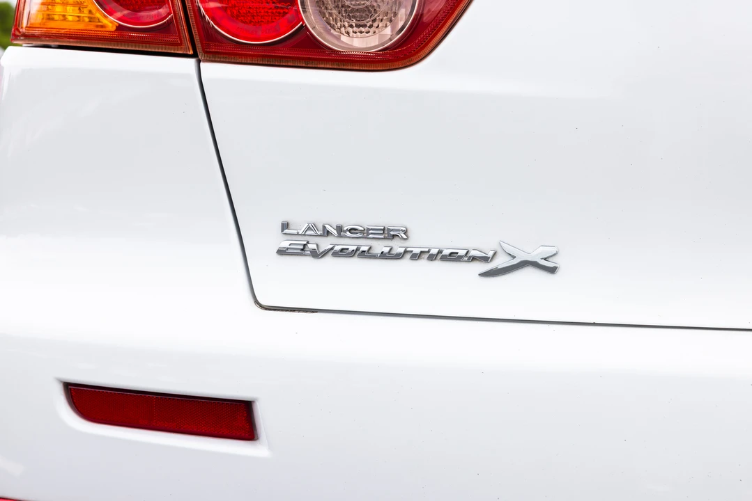2007 Mitsubishi Lancer Evolution X 9th Gen - Image 17 of 31
