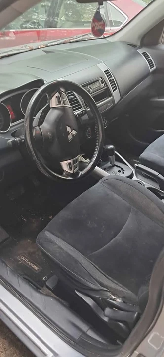 2007 Mitsubishi Outlander - Image 5 of 6