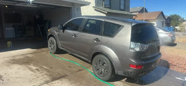 2007 Mitsubishi Outlander LE Sport Utility 4D
