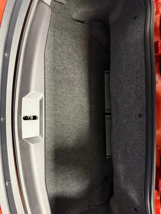 2007 Mitsubishi Eclipse 4th Gen - Image 10 of 10