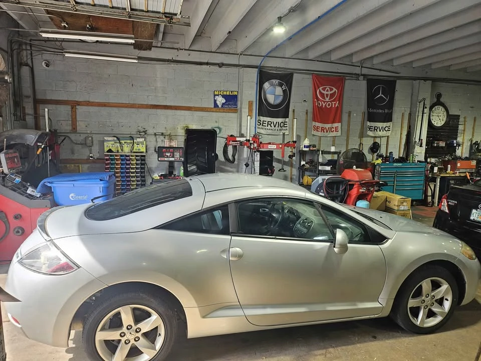 2007 Mitsubishi Eclipse 3rd Gen - Image 5 of 6