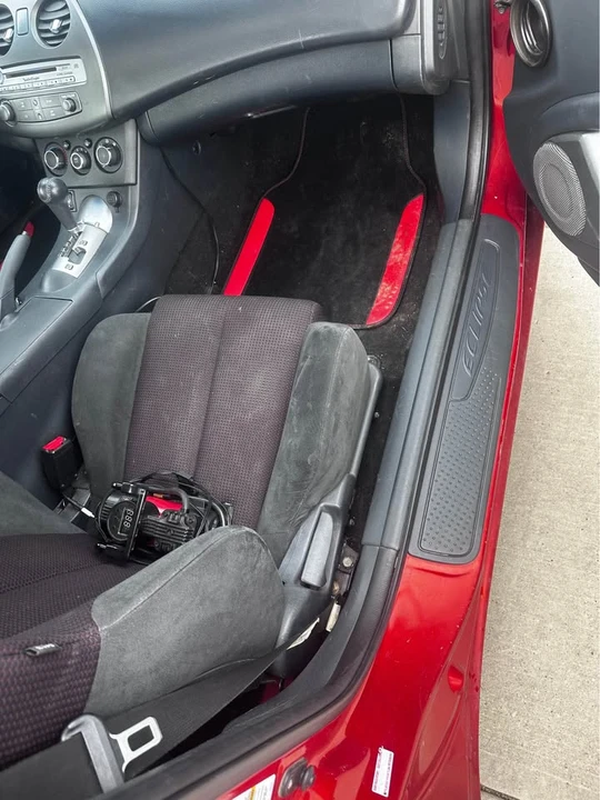 2007 Mitsubishi Eclipse 4th Gen - Image 11 of 14
