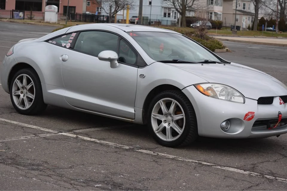 2007 Mitsubishi Eclipse 4th Gen - Image 2 of 12