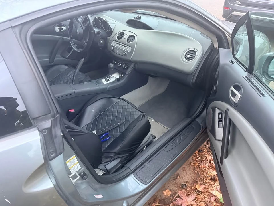 2007 Mitsubishi Eclipse 3rd Gen - Image 3 of 7