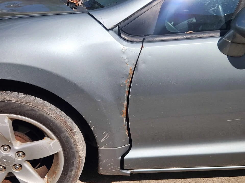 2007 Mitsubishi Eclipse 4th Gen - Image 7 of 13