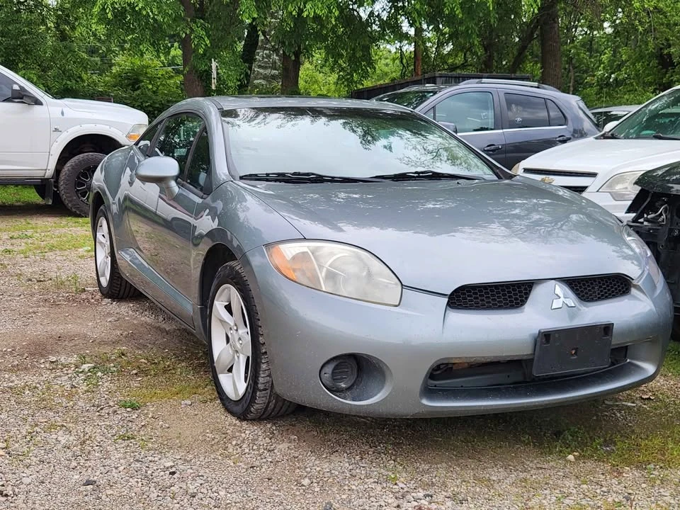 2007 Mitsubishi Eclipse 4th Gen - Image 2 of 13