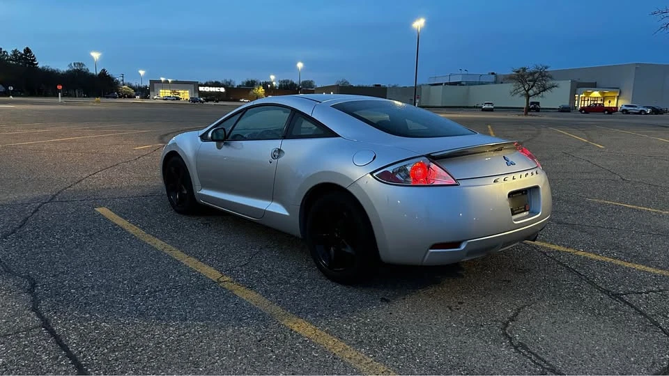 2007 Mitsubishi Eclipse 4th Gen - Image 4 of 9