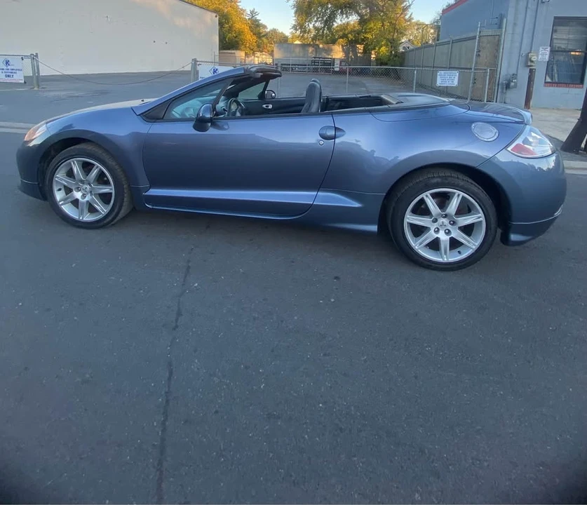 2007 Mitsubishi Eclipse 3rd Gen - Image 3 of 11