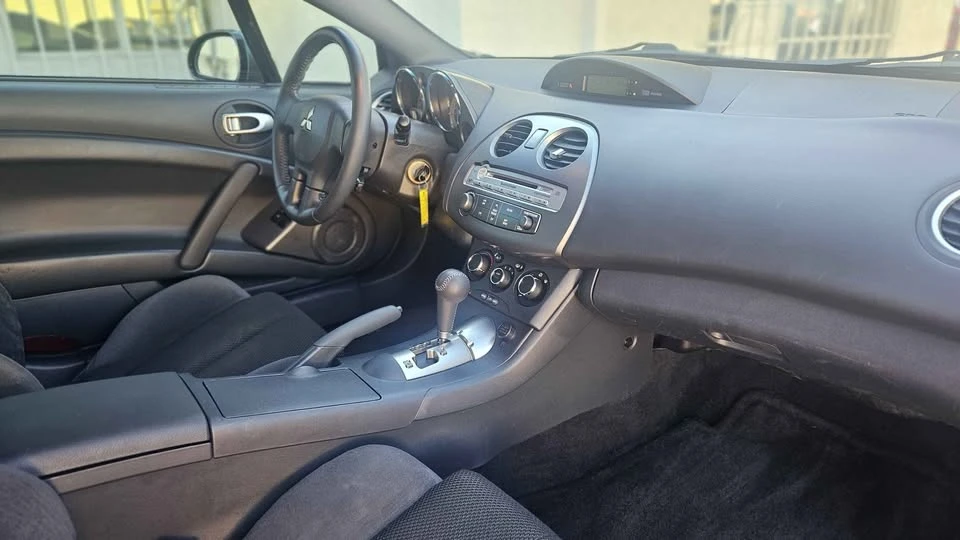 2007 Mitsubishi Eclipse 3rd Gen - Image 4 of 6