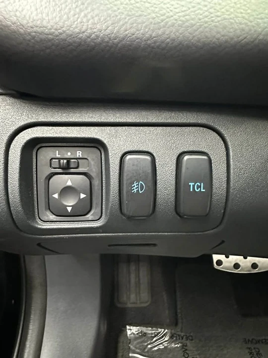 2007 Mitsubishi Eclipse 4th Gen - Image 13 of 20