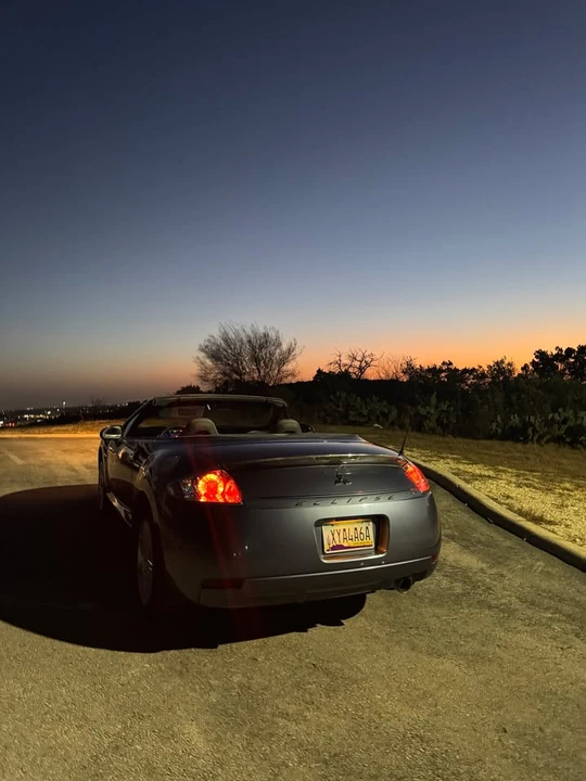 2007 Mitsubishi Eclipse 4th Gen - Image 4 of 8