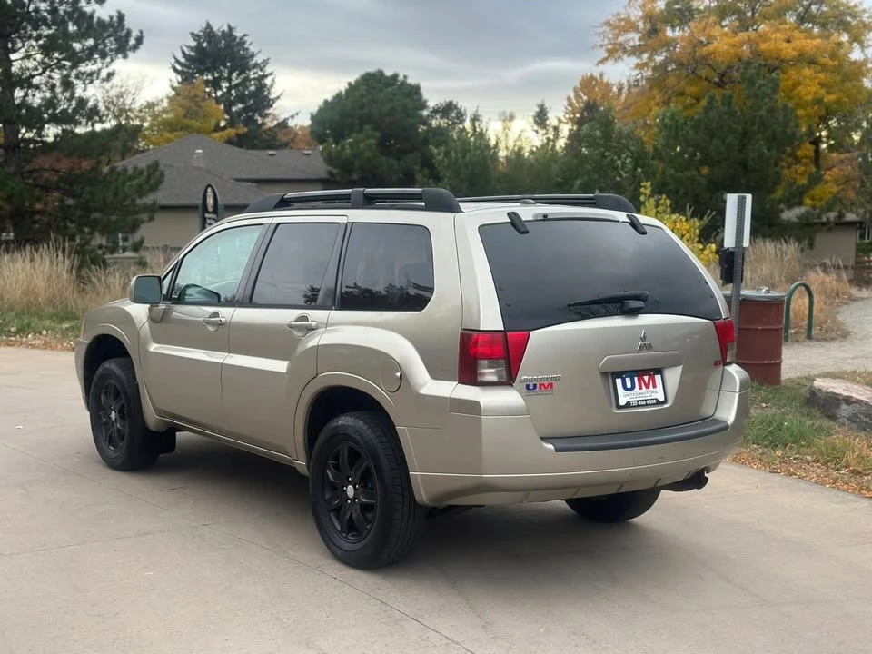 2007 Mitsubishi Endeavor - Image 5 of 20