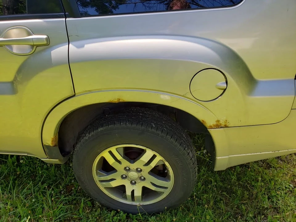 2007 Mitsubishi Endeavor - Image 3 of 10