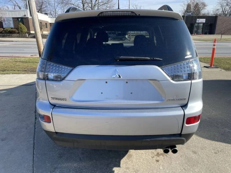 2007 Mitsubishi Outlander - Image 5 of 19