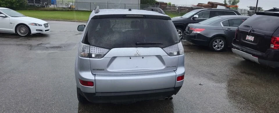 2007 Mitsubishi Outlander - Image 6 of 13