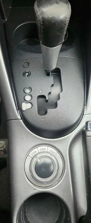 2007 Mitsubishi Outlander - Image 10 of 13