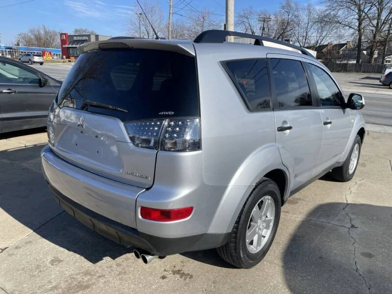 2007 Mitsubishi Outlander - Image 4 of 18