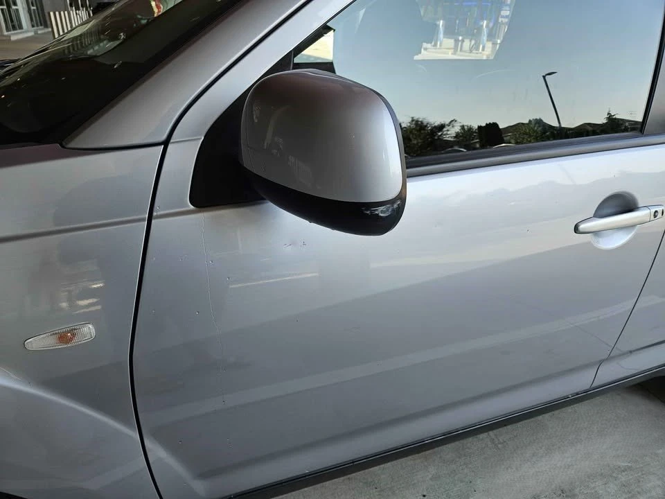 2007 Mitsubishi Outlander - Image 7 of 19