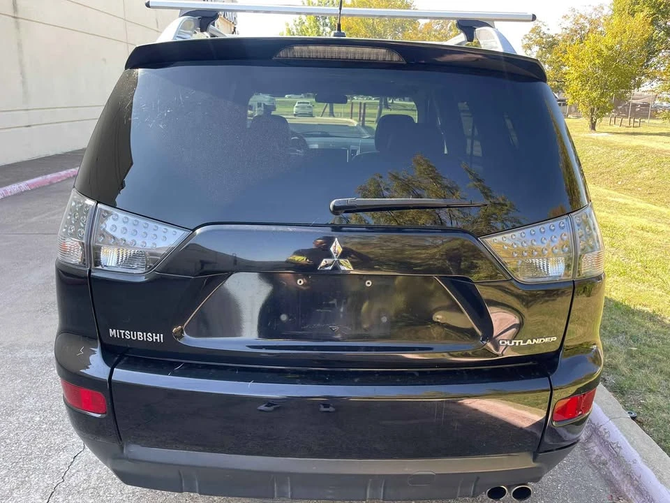 2007 Mitsubishi Outlander - Image 15 of 17